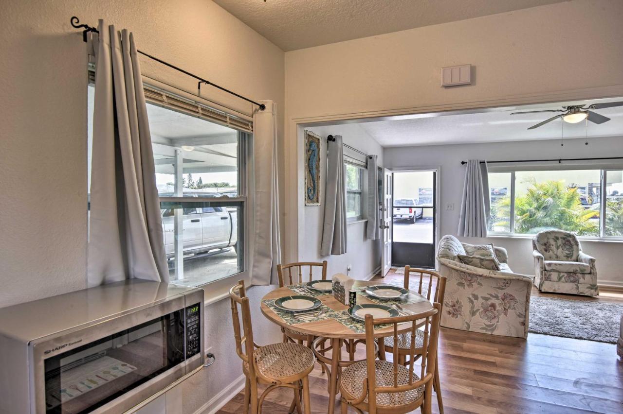 Sunny Cocoa Beach Home Walk To Sea And Attractions! Екстериор снимка
